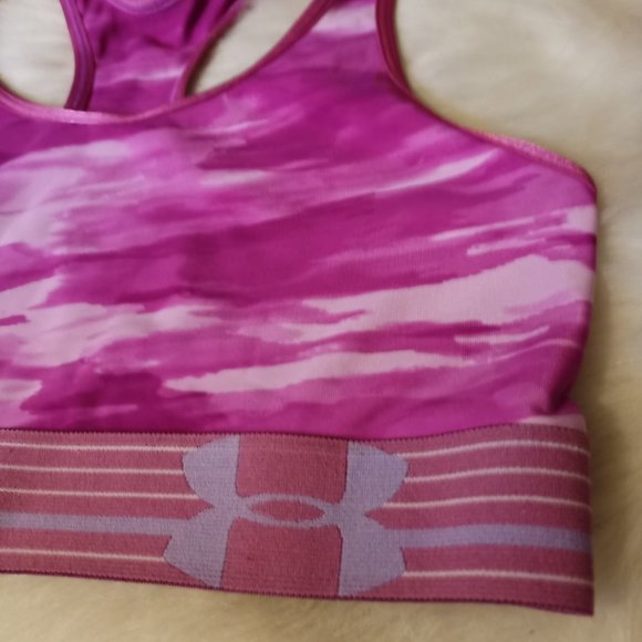 Under Armour Athletic Sports Bra Size Medium - Picture 2 of 5